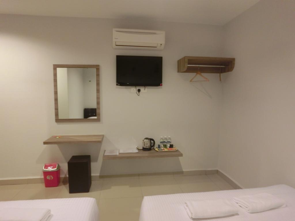 Nah Hotel Skudai Zimmer foto